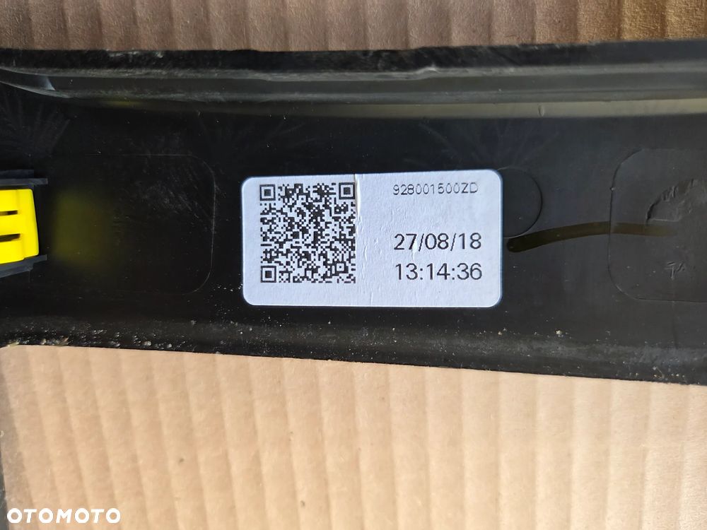 Panel ramka osłona lewarka zmiany biegów Citroen Berlingo IV - 6