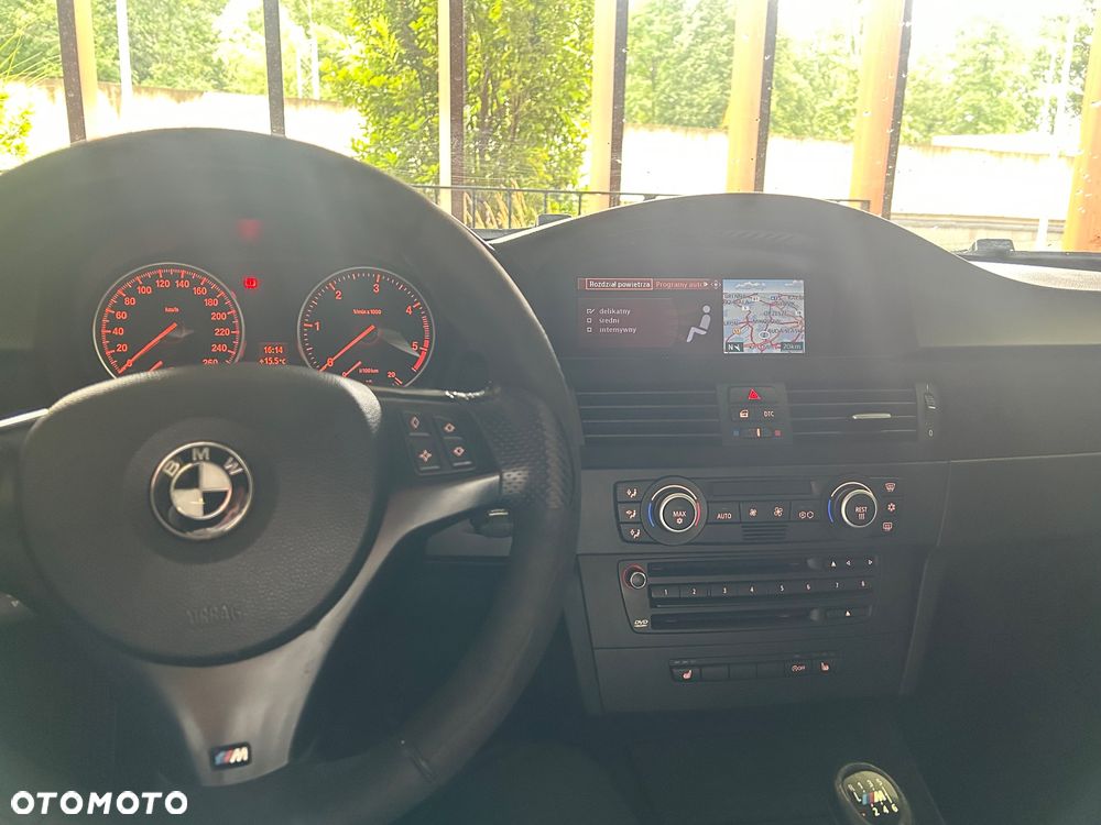 BMW Seria 3 320d - 6