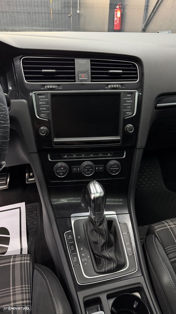 VW Golf GTD 2.0 TDI SCR DSG - 8