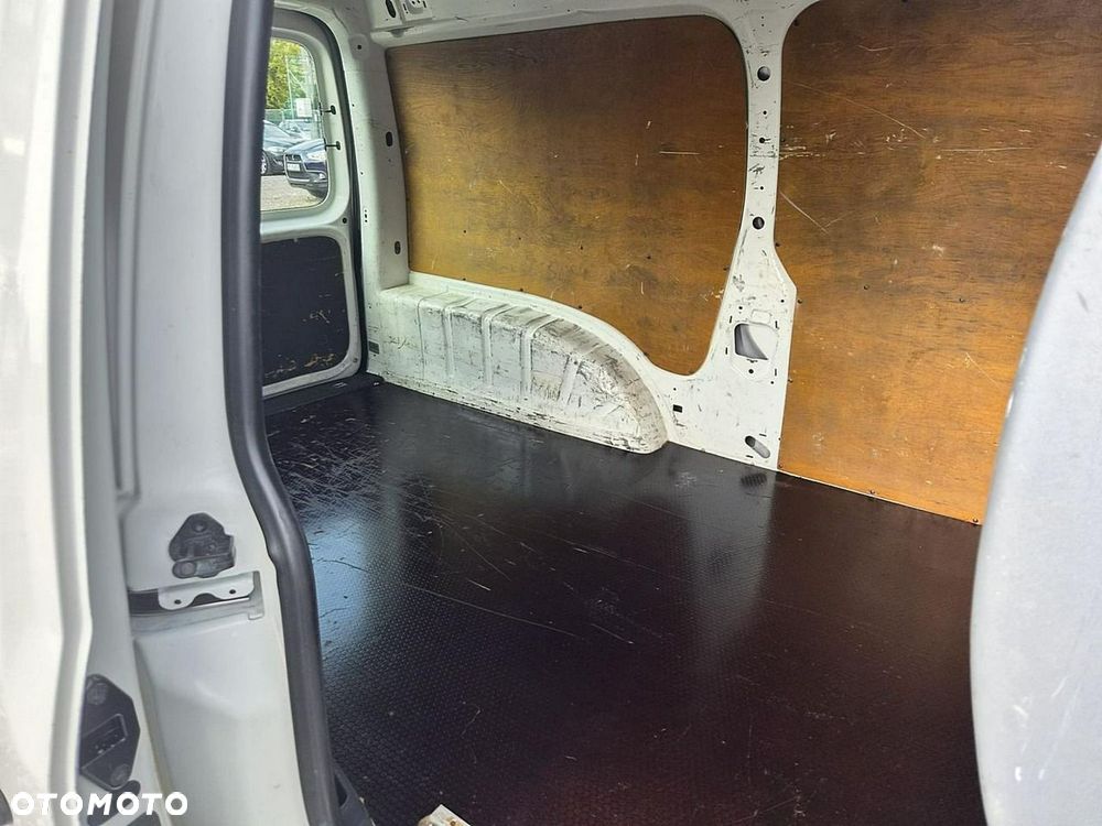 Volkswagen Caddy - 15