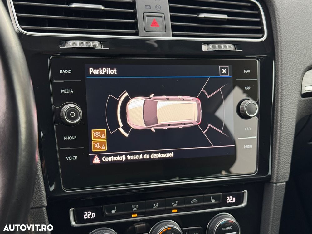 Volkswagen Golf 1.6 TDI DSG Highline - 34