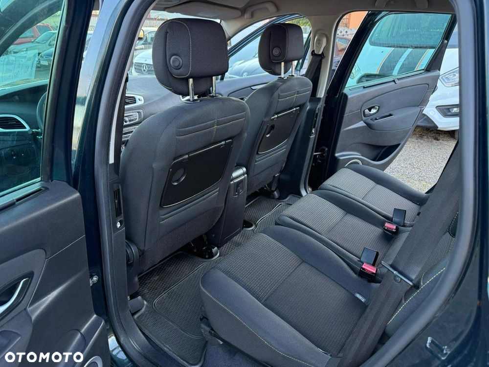 Renault Grand Scenic - 15