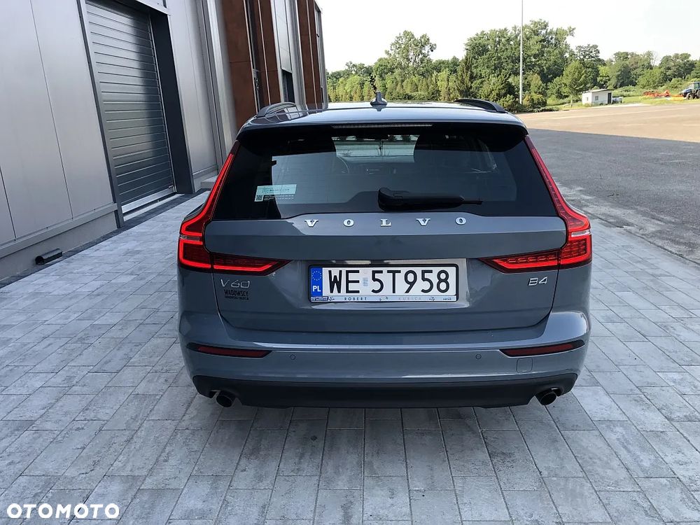 Volvo V60 B4 D Momentum Pro - 6