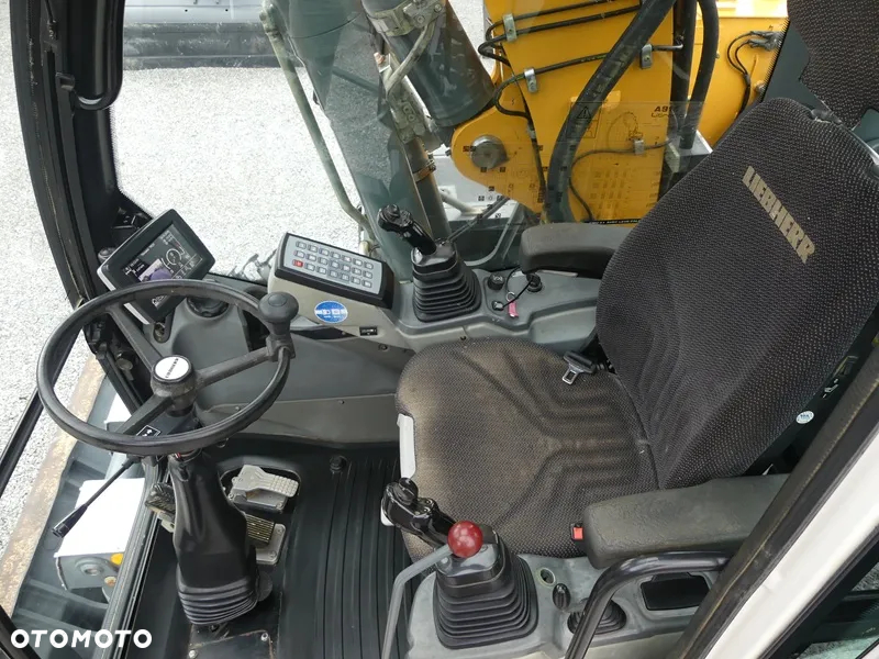Liebherr A914 / ROTOTILT SW33 / Sprowadzona / - 13