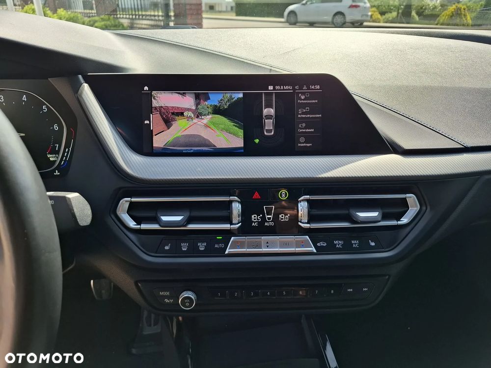BMW Seria 2 218i Edition Colorvision - 20