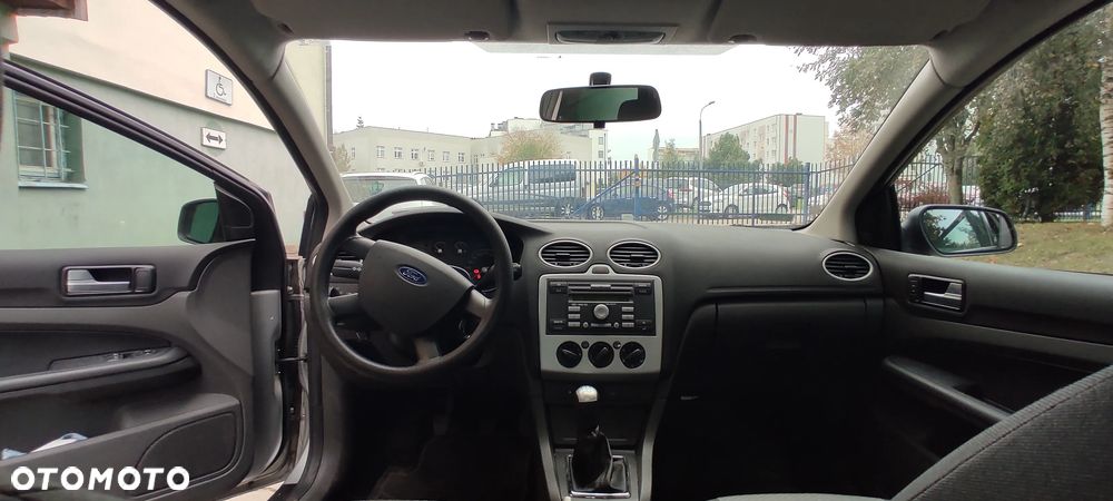 Ford Focus - 21