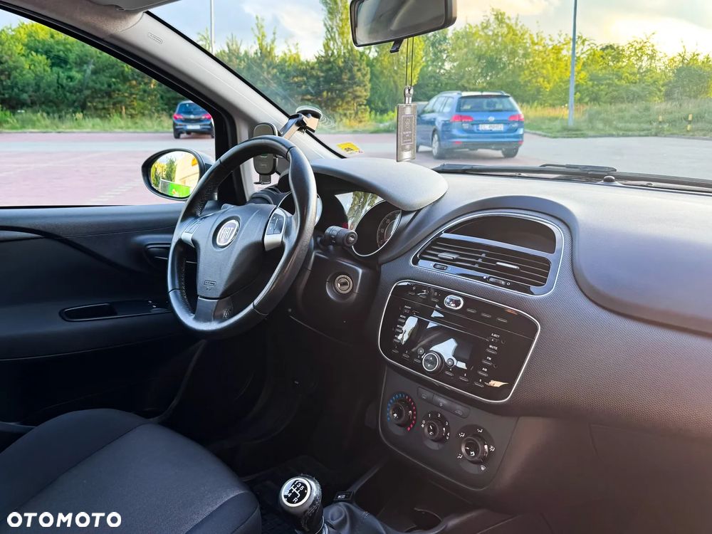 Fiat Punto 1.4 Easy S&S - 10