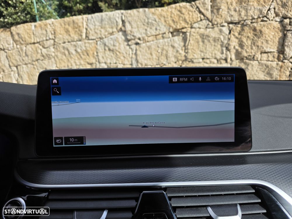 BMW 530 e Pack Desportivo M - 28