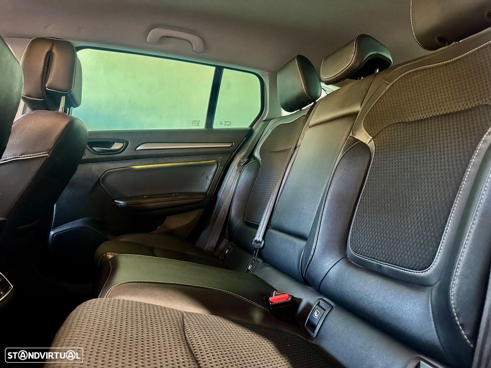 Renault Mégane Sport Tourer 1.5 Blue dCi Bose Edition - 8