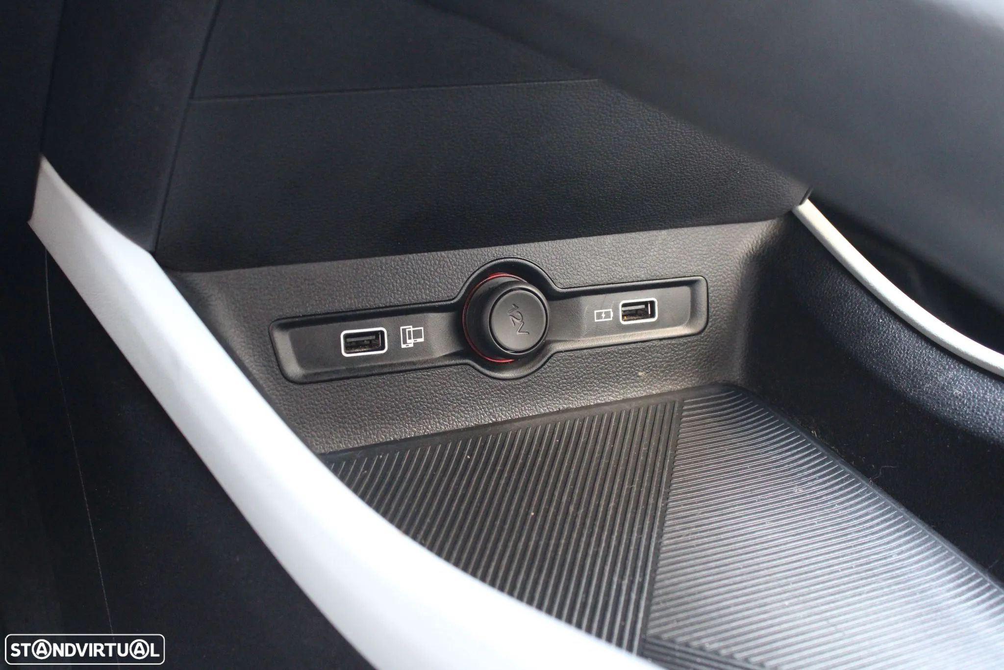 MG MG5 51 kWh Luxury - 25