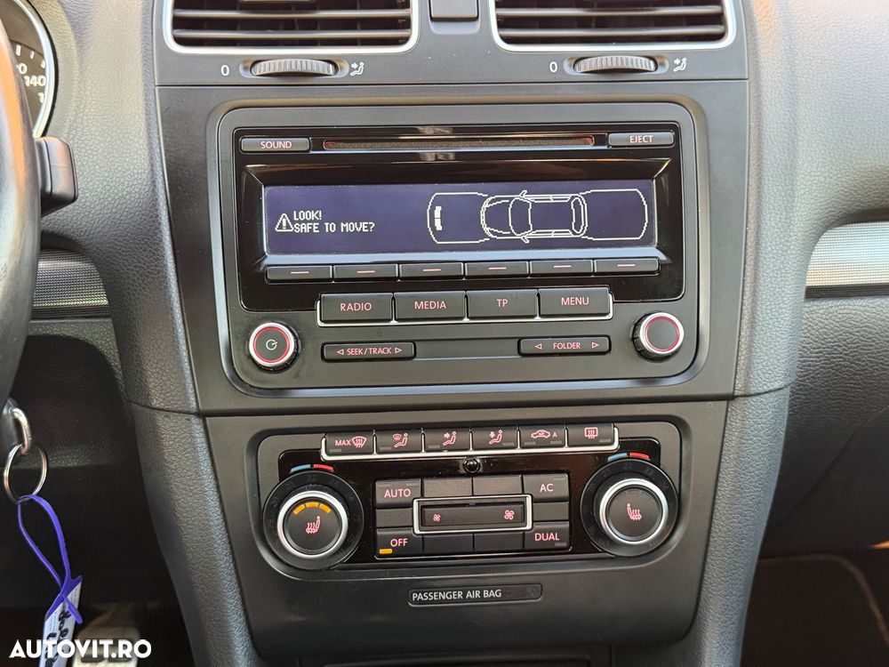 Volkswagen Golf 1.2 TSI BlueMotion Technology Style - 29