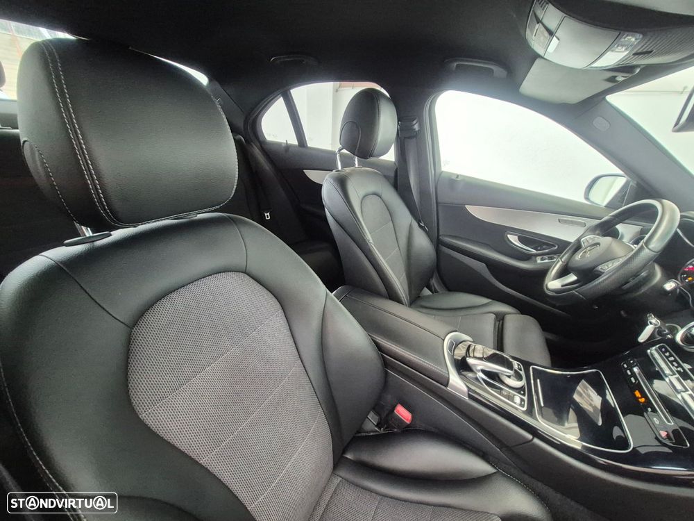 Mercedes-Benz C 220 d 4Matic 7G-TRONIC AMG Line - 22