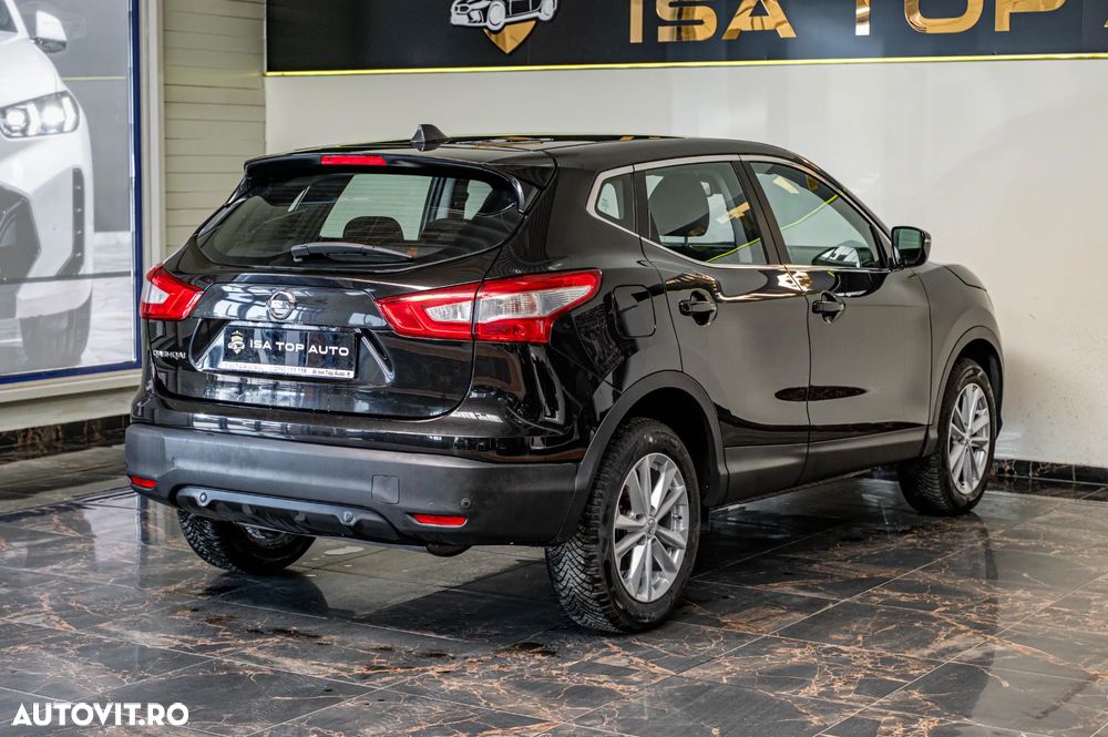 Nissan Qashqai 1.6 DCI N-Connecta - 4