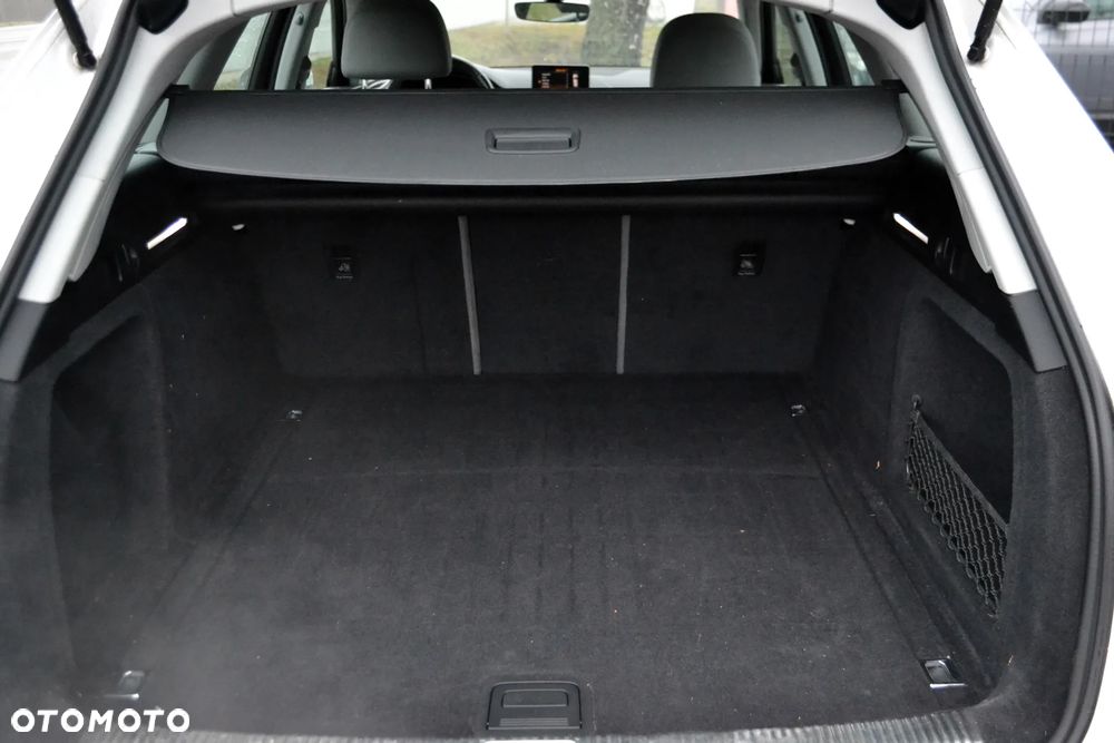 Audi A4 Allroad 2.0 TDI Quattro S tronic - 12