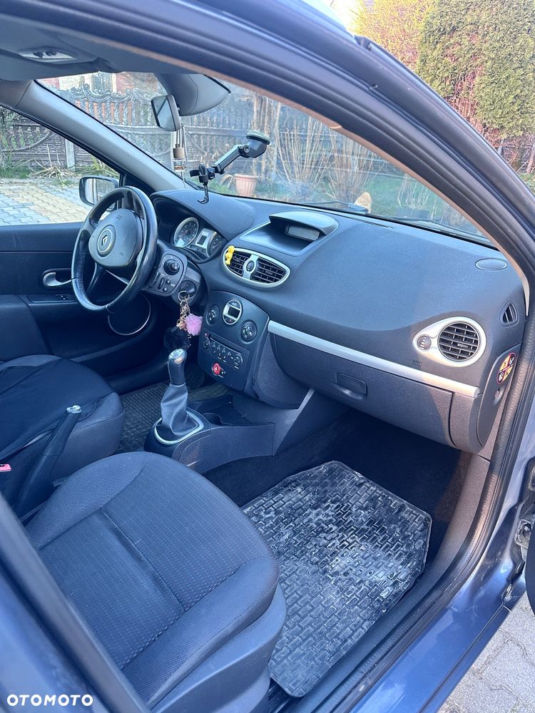Renault Clio 1.2 16V Dwudziestka Euro5 - 8