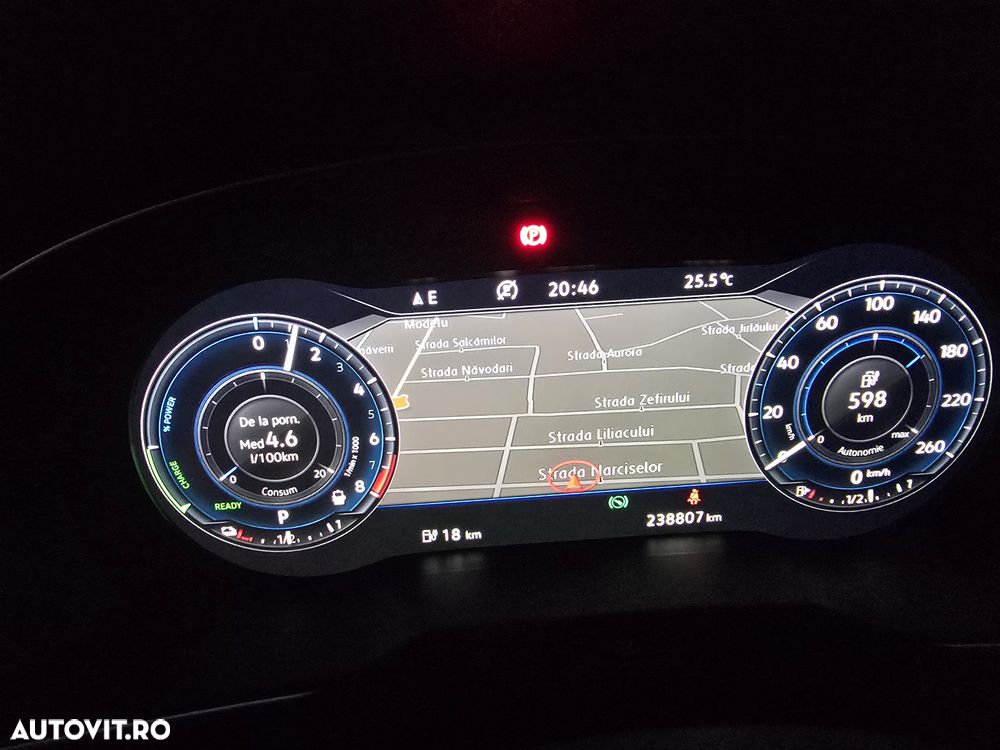 Volkswagen Passat 1.4 TSI DSG GTE - 38