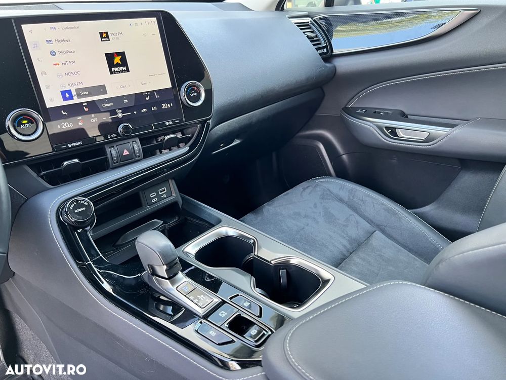 Lexus Seria NX - 13