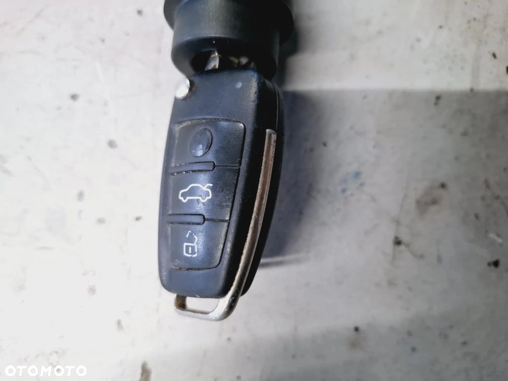 Stacyjka Klucz Pilot Seat Exeo 3R Europa 3R0837220 4B0905851Q - 4