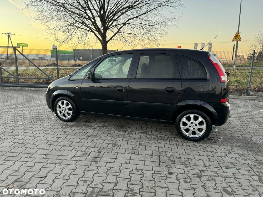 Opel Meriva 1.6 Essentia - 2