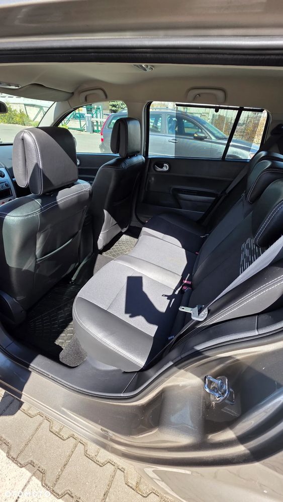 Renault Megane 1.6 Dynamique - 13