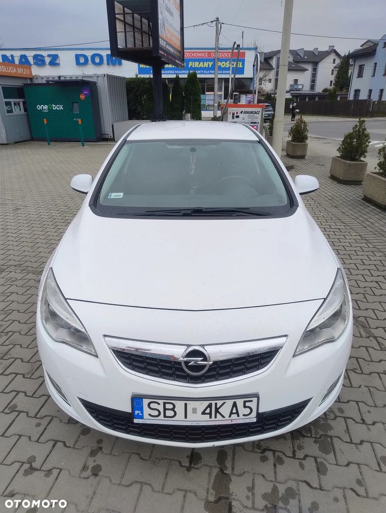 Opel Astra 1.6 - 9