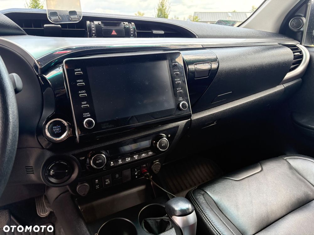Toyota Hilux 2.8 D-4D Double Cab SR5+ 4x4 - 8