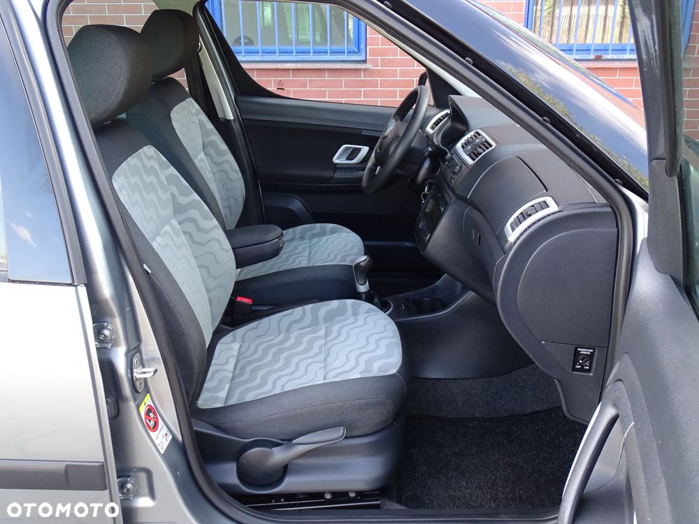 Skoda Roomster 1.4 16V Fresh - 9