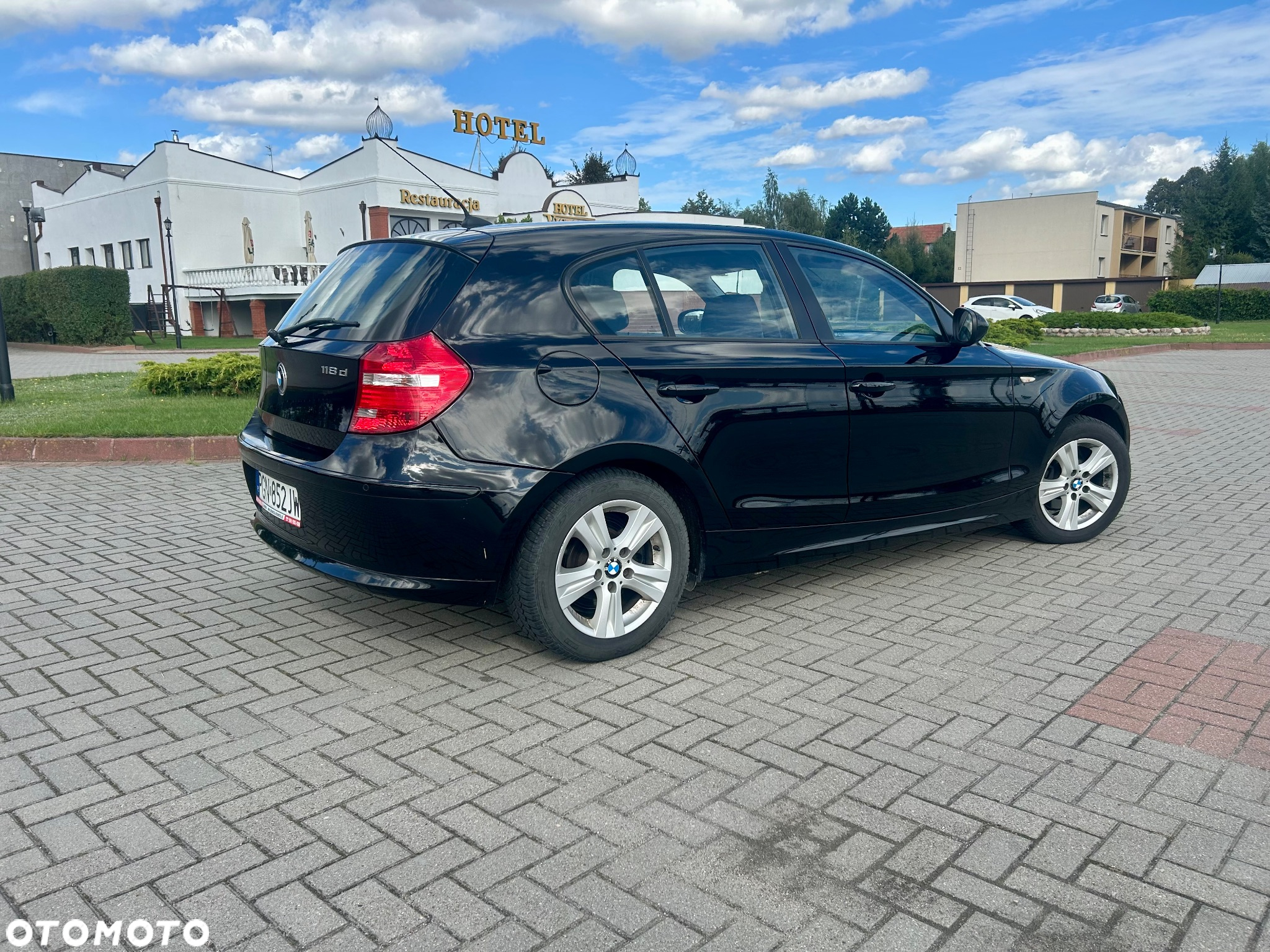 BMW Seria 1 118d - 4