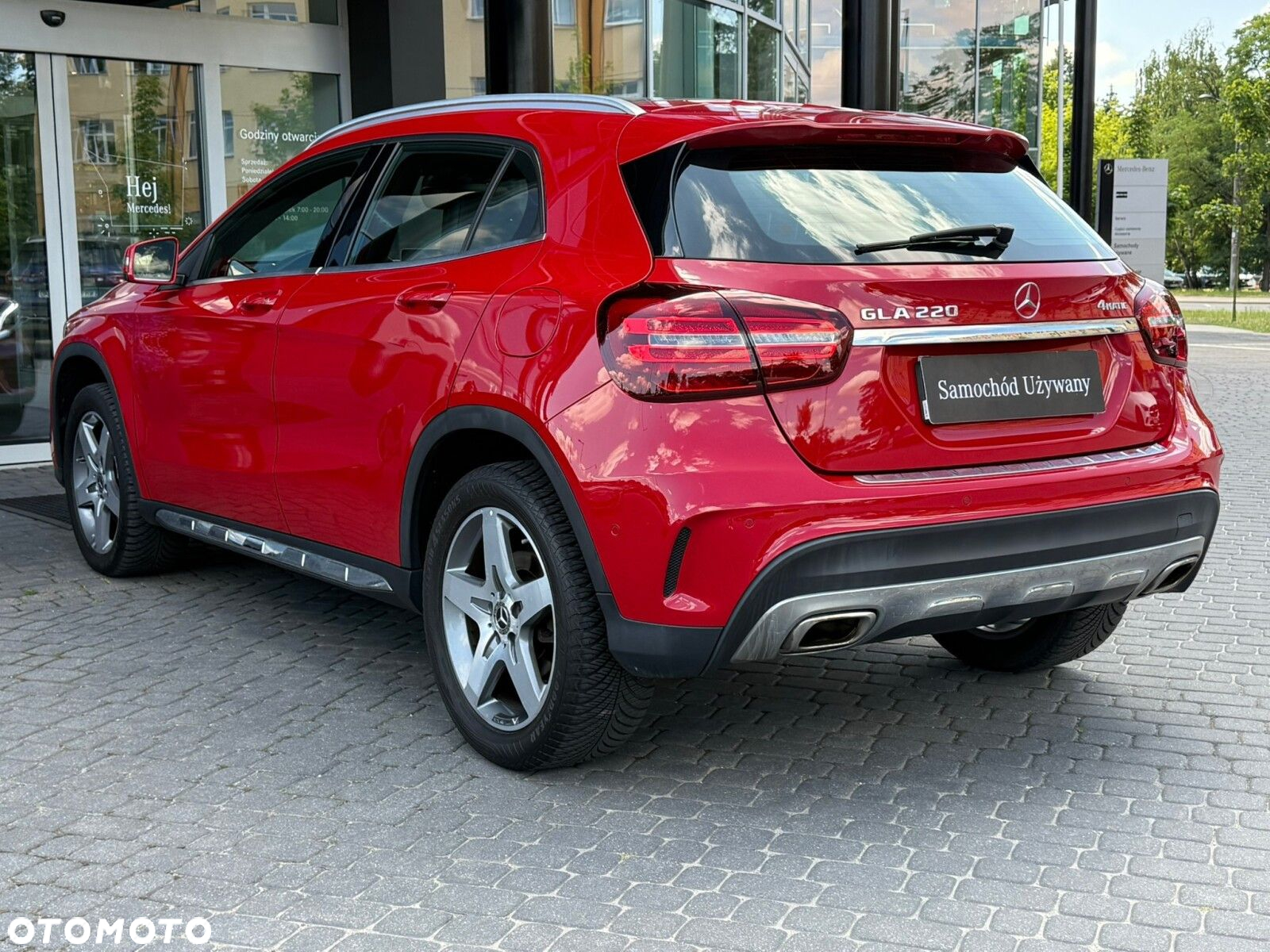 Mercedes-Benz GLA 250 4-Matic AMG Line - 8