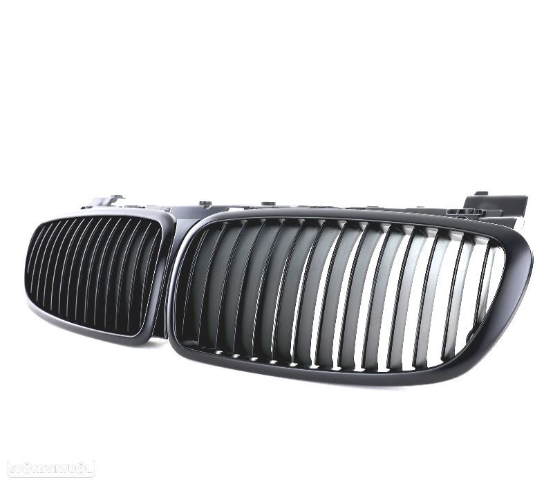 GRELHAS FRONTAIS BMW E65 E66 05-08 LOOK M PRETO MATE - 3