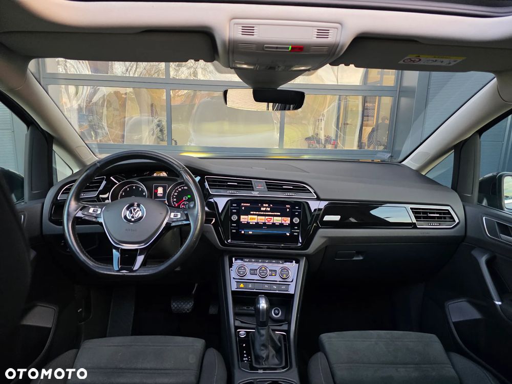 Volkswagen Touran 1.5 TSI EVO Highline DSG - 18