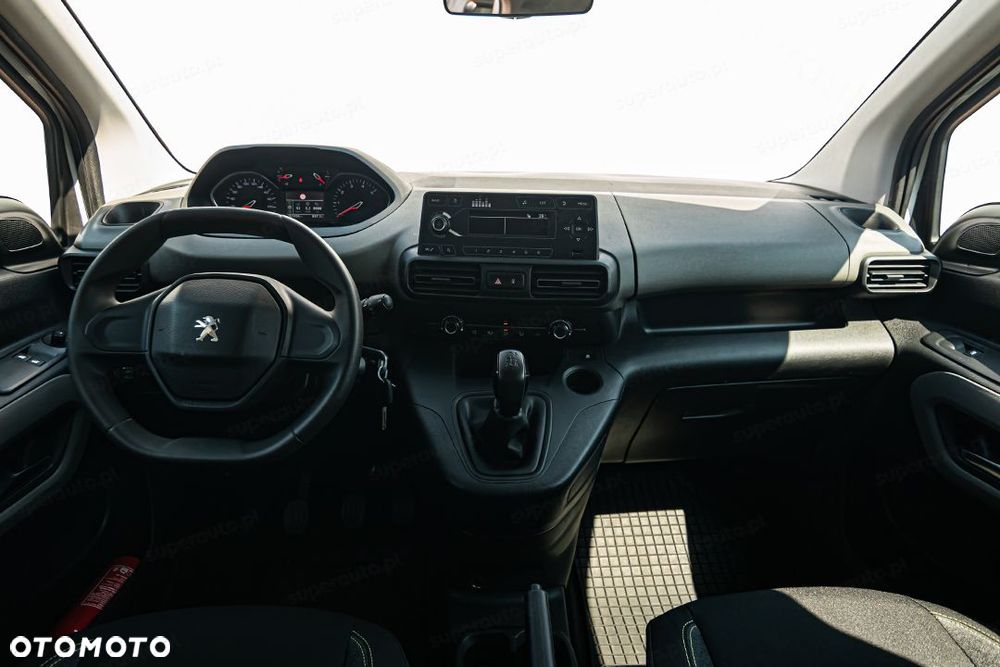 Peugeot Rifter 1.5 BlueHDI Active - 23
