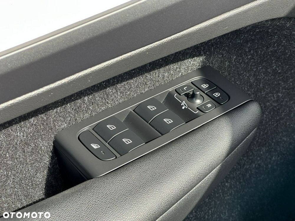 Volvo XC 40 T3 Geartronic Momentum - 29