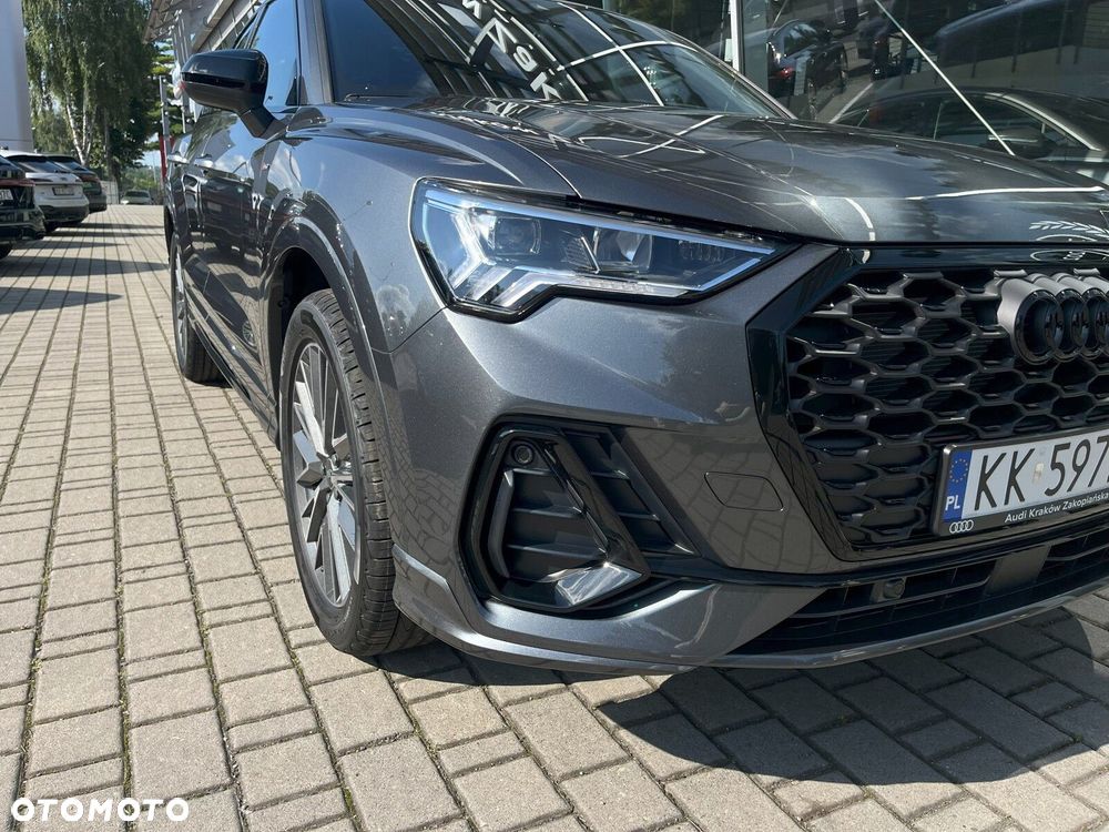Audi Q3 Sportback - 4