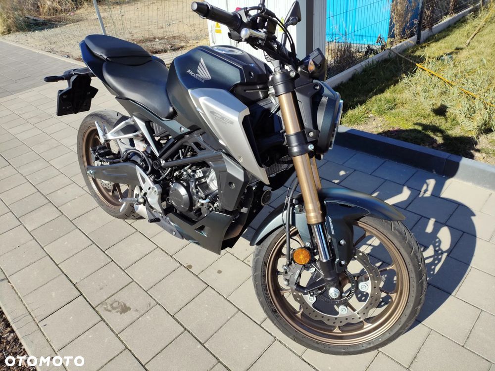 Honda CB - 2