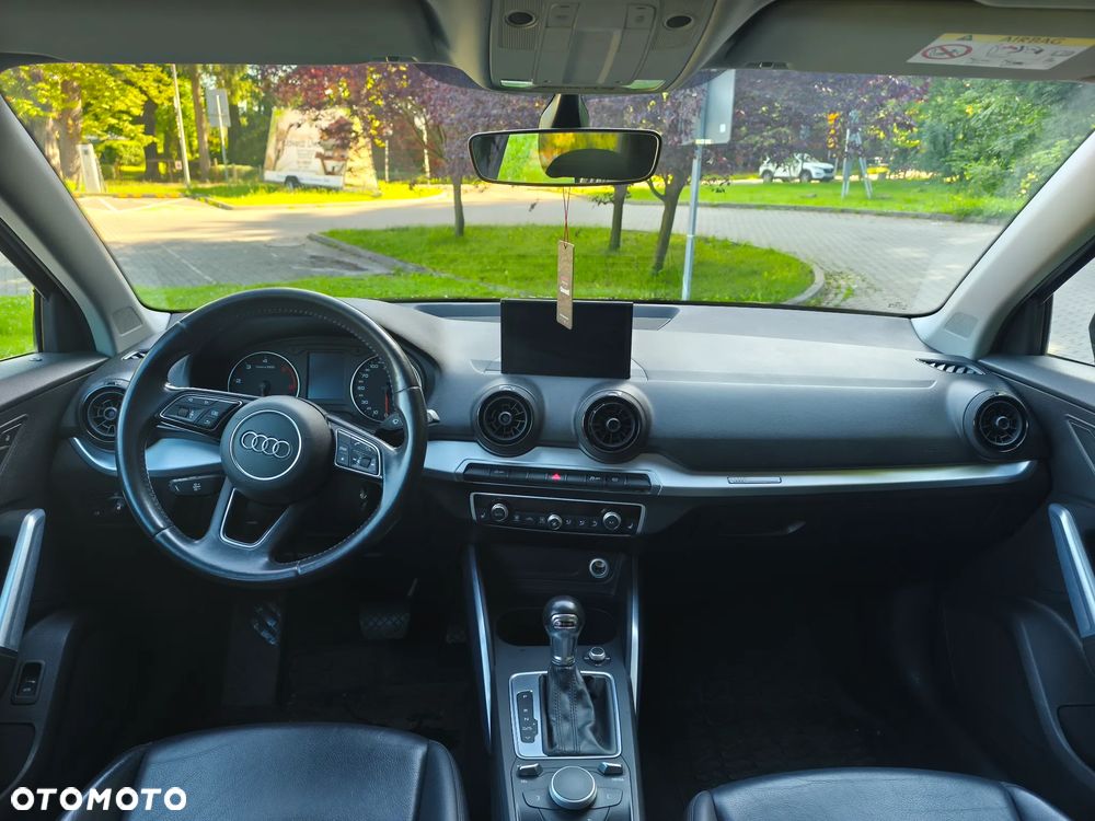 Audi Q2 1.6 TDI S tronic sport - 11