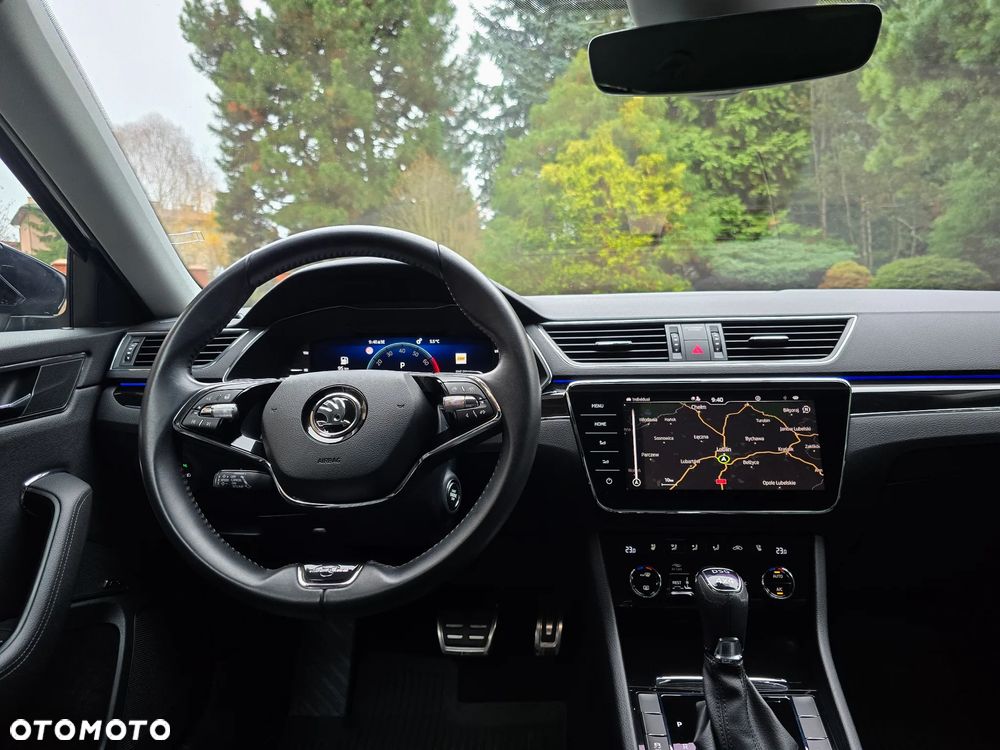 Skoda Superb 2.0 TSI 4x4 L&K DSG - 19