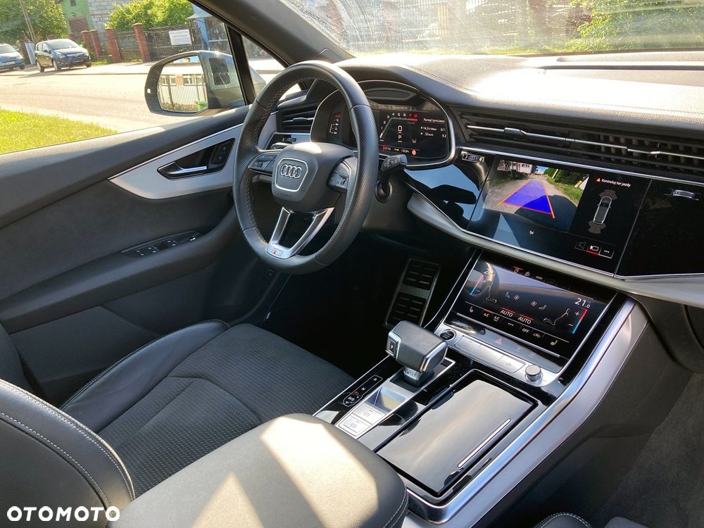 Audi Q7 55 TFSI mHEV Quattro S Line Tiptr - 12
