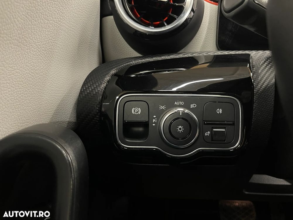 Mercedes-Benz A 200 d 8G-DCT - 23