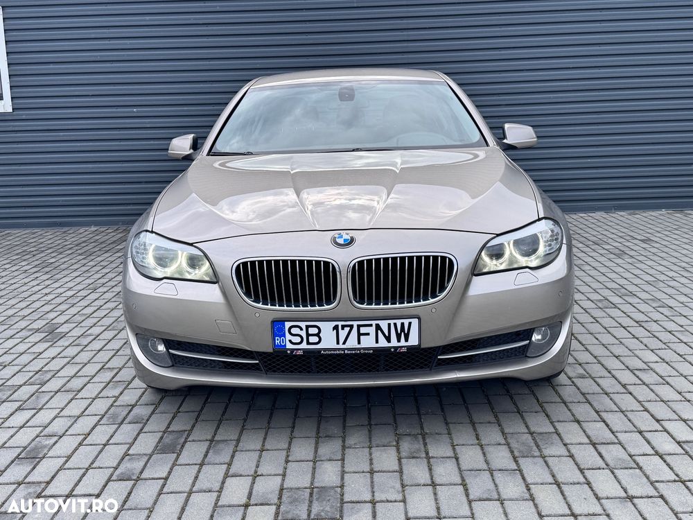BMW Seria 5 525d Aut. - 4