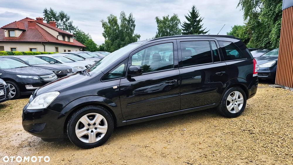 Opel Zafira 1.6 Cosmo EU5 - 26
