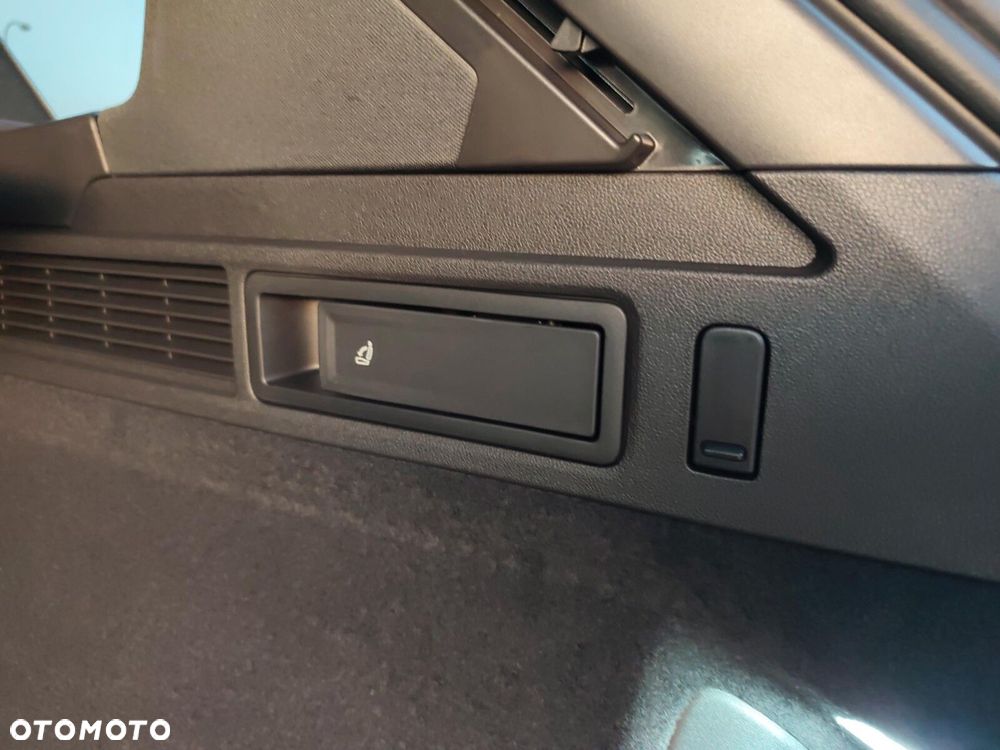 Volkswagen Touareg 3.0 V6 TDI SCR 4Mot R-Line - 35