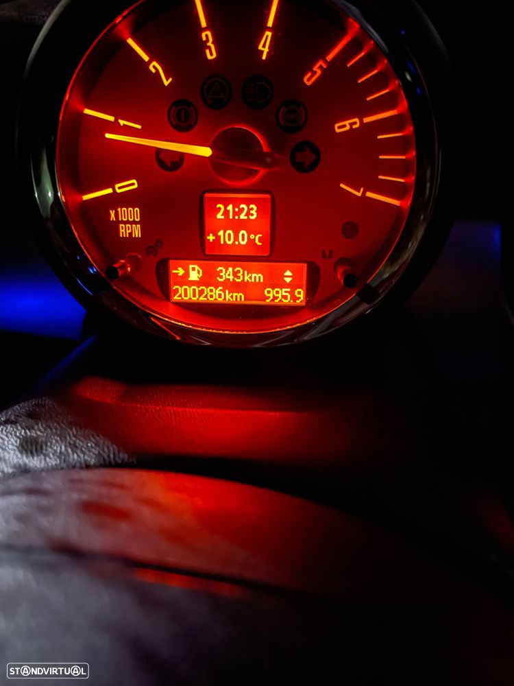 MINI 3 Portas Cooper D - 10