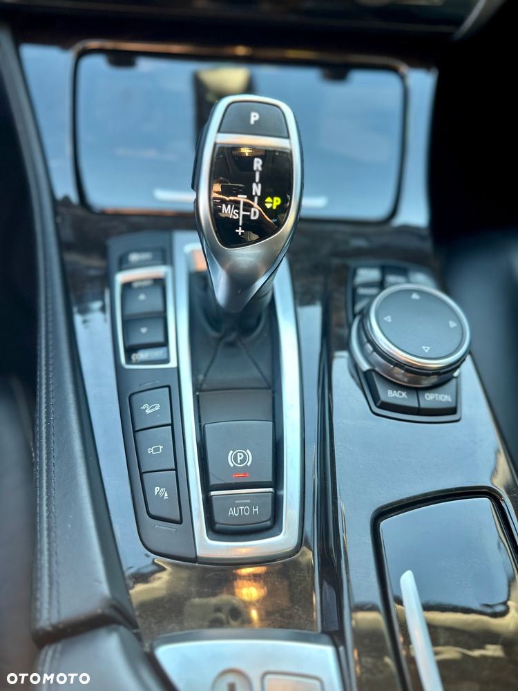 BMW Seria 5 535i xDrive Luxury Line - 20