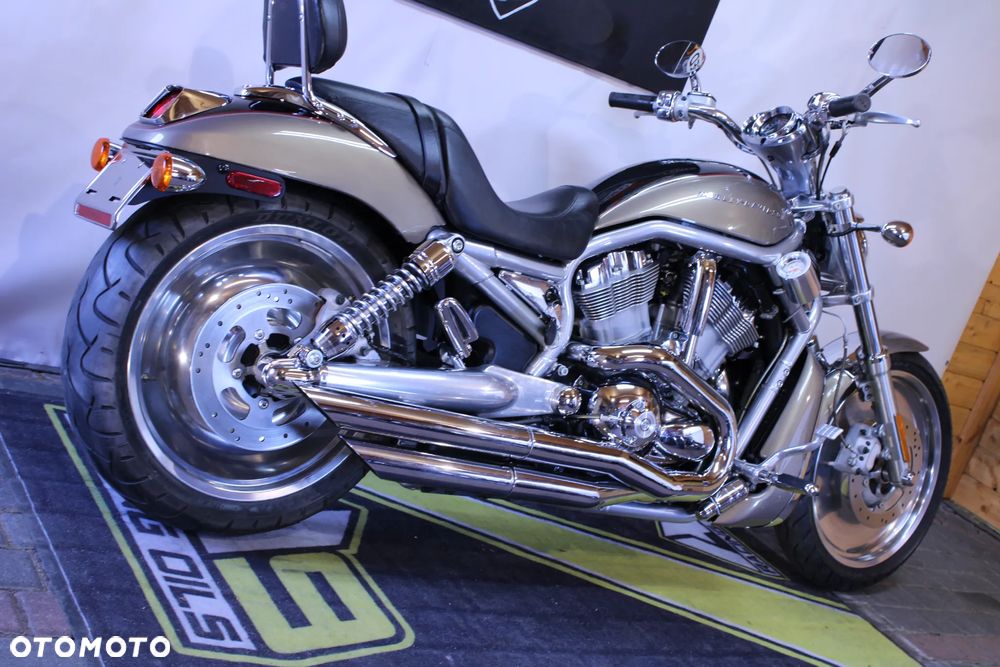 Harley-Davidson V-Rod Street Rod - 15