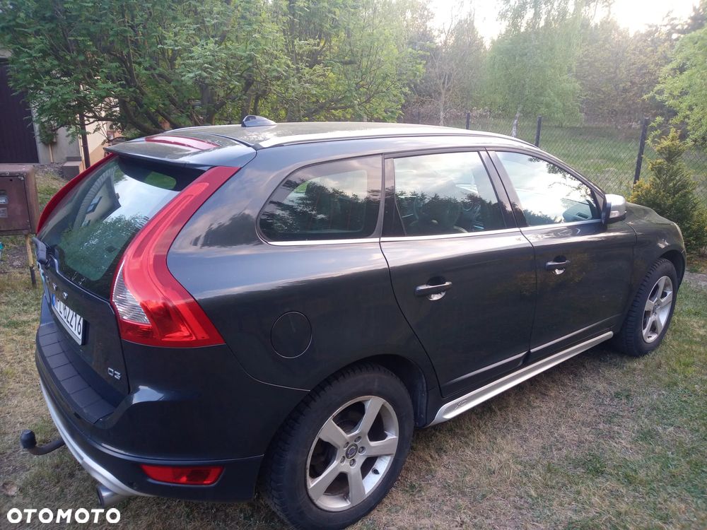 Volvo XC 60 D3 R-Design Summum - 2