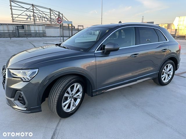 Audi Q3 35 TFSI mHEV S-Line S tronic - 3