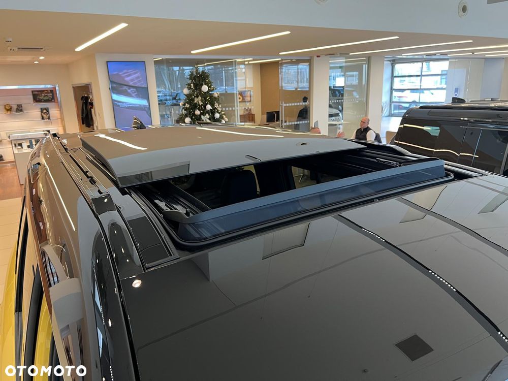 Land Rover Defender - 6