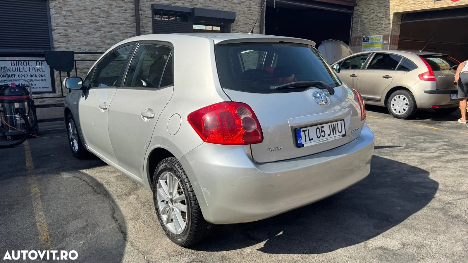 Toyota Auris 1.6 Luna - 4