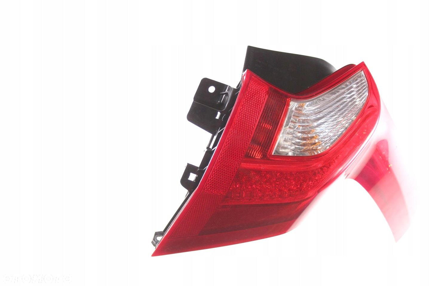 LAMPA TYŁ PRAWY PRAWA VOLVO V60 12r - 3